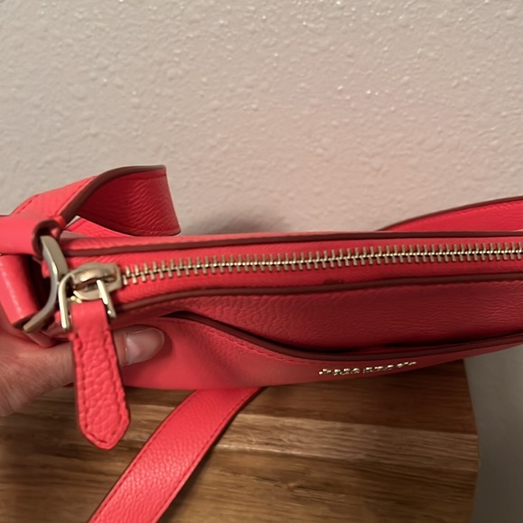 Kate Spade Coral  Pebbled Leather Crossbody - Picture 12 of 12